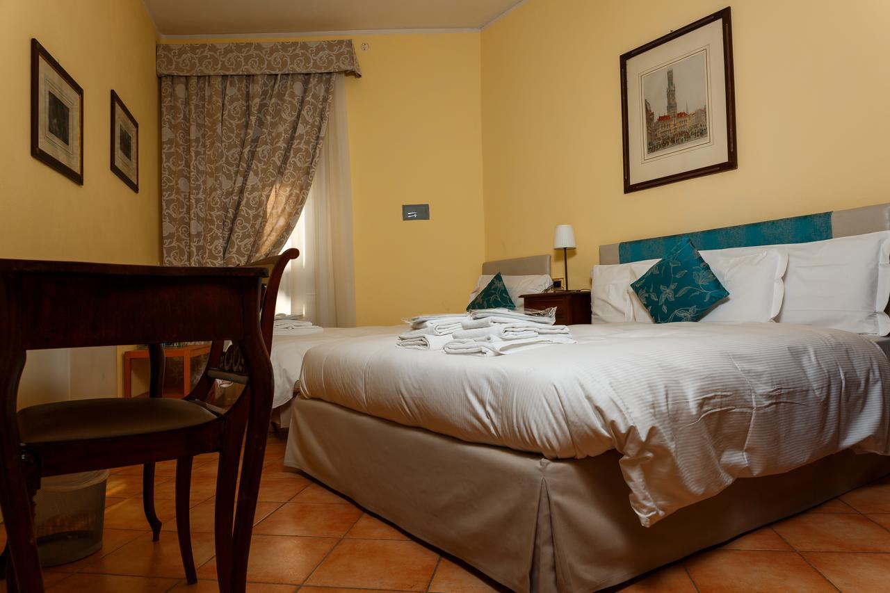 Albergo Orologio Brescia Exterior photo