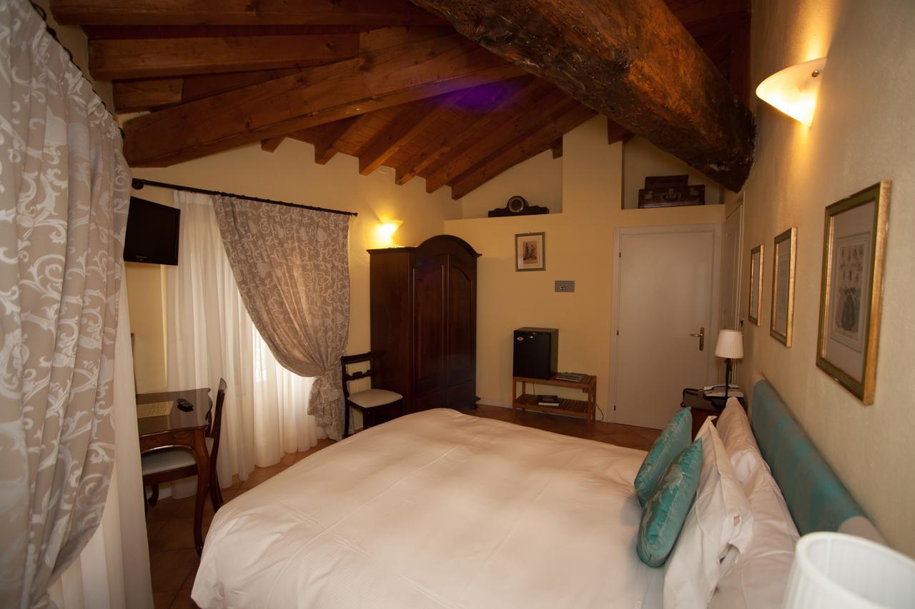 Albergo Orologio Brescia Exterior photo